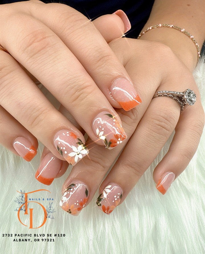 TD Nails and Spa nail work in Albany, Oregon